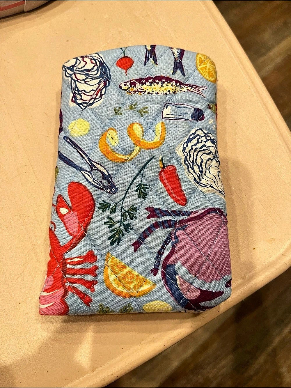 Vera Bradley Essential Glasses Pouch in Blue & Red NWT